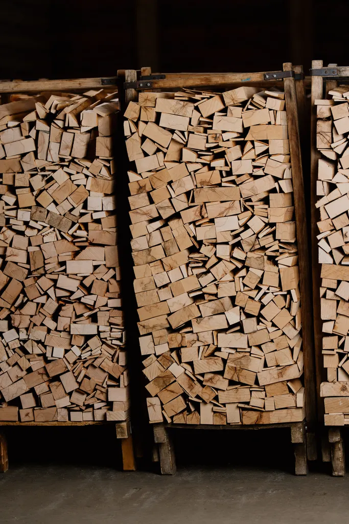 Ofenfertiges Kaminholz aus der Region für Röhrnbach